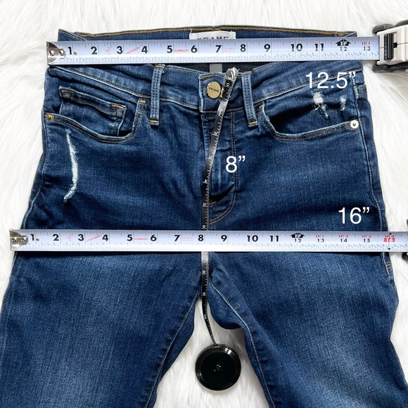 Frame Distressed Fringe Hem V Notch Cuffed Cropped Medium Wash Skinny Jeans - Picture 10 of 12